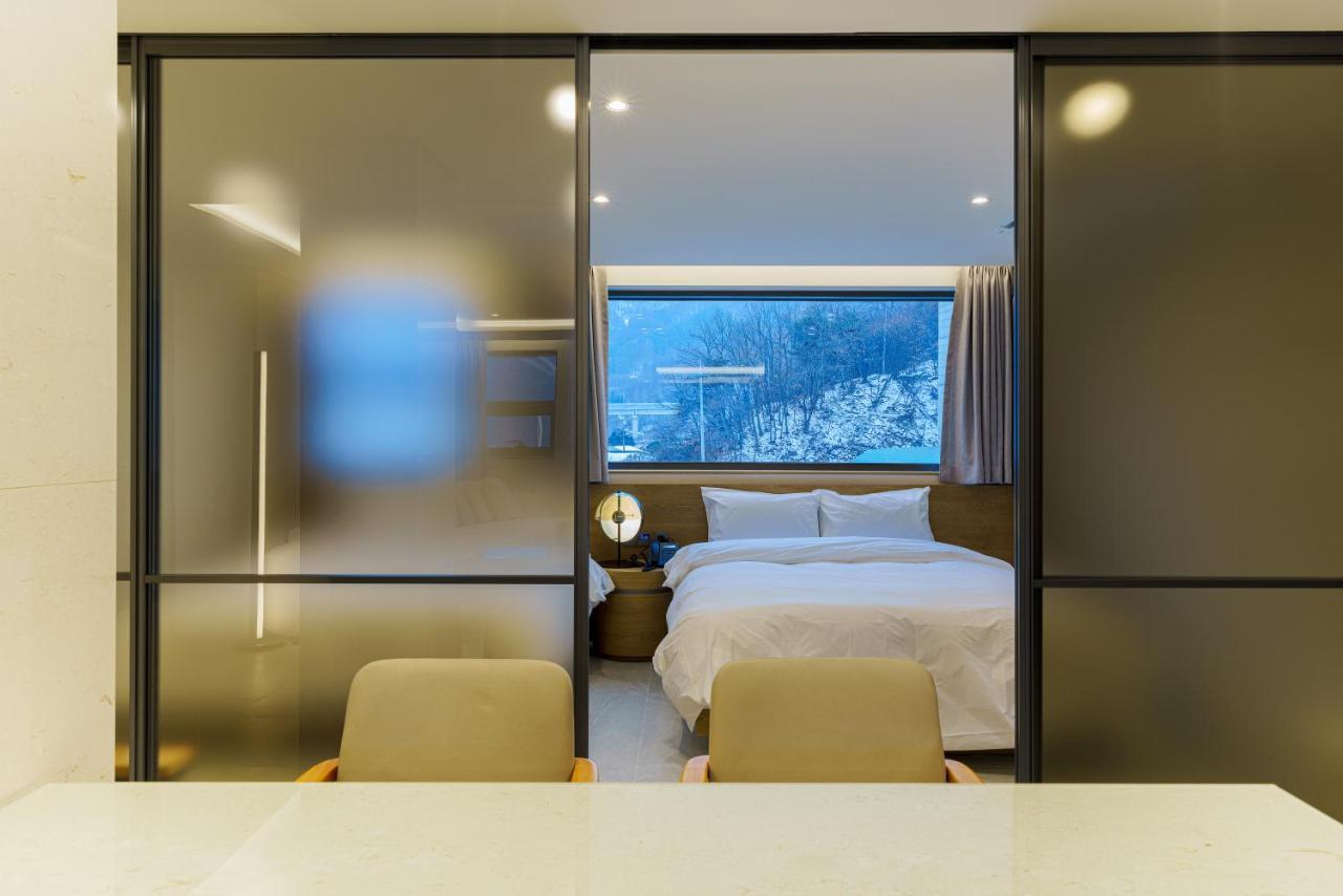 Eden Foret Hotel Chungju Exterior foto
